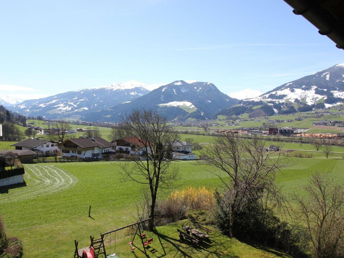Apartment In Hart Im Zillertal With Garden Balcony Parking Fügen Exterior foto